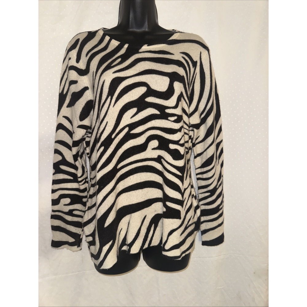 Charter Club 100% Cashmere Luxury‎ Size L Crew Neck Sweater Zebra Print
